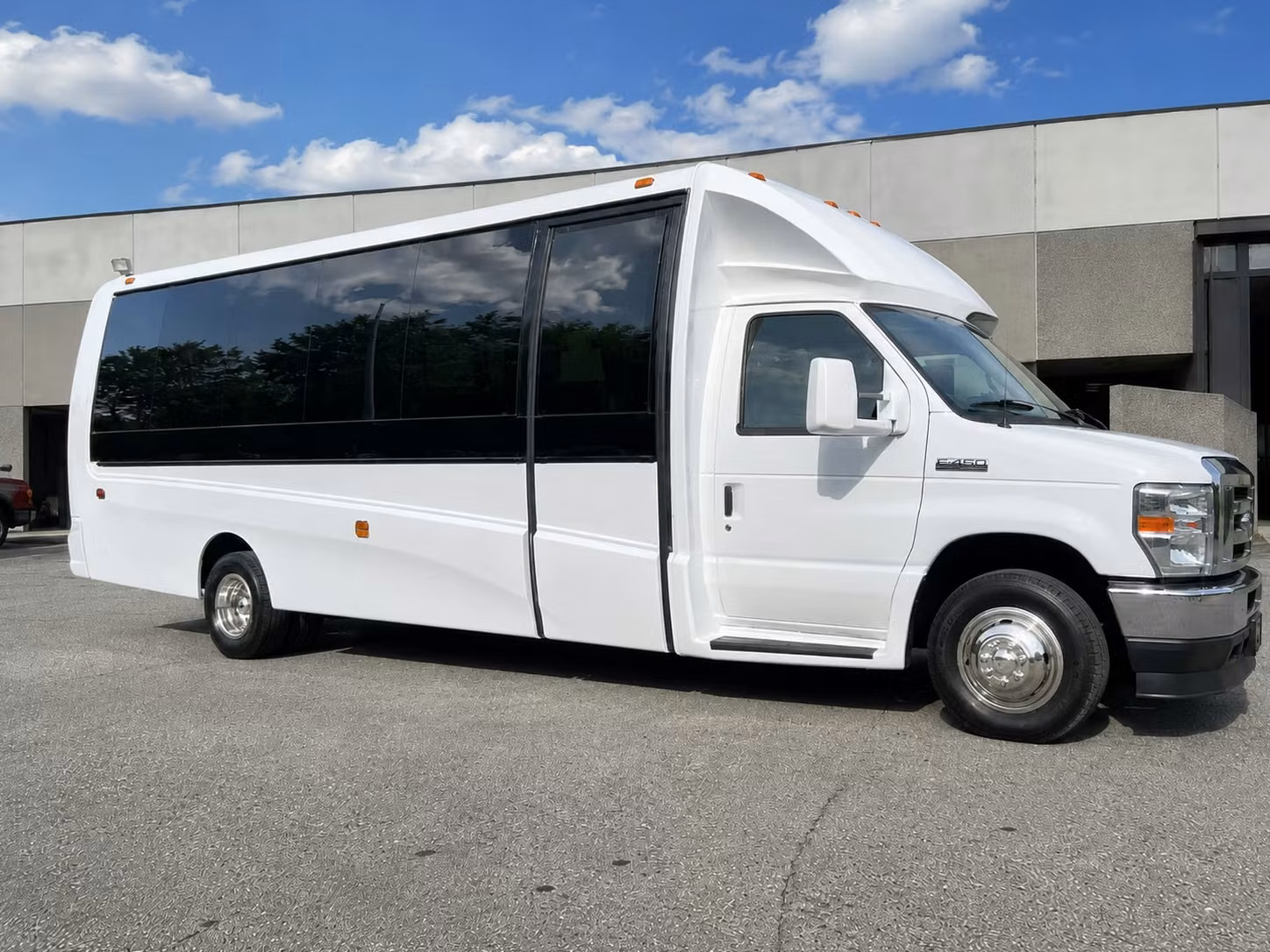 15 passenger minibus